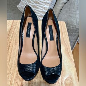 Ann Taylor Black Leather Peep Toe Heels Size 7